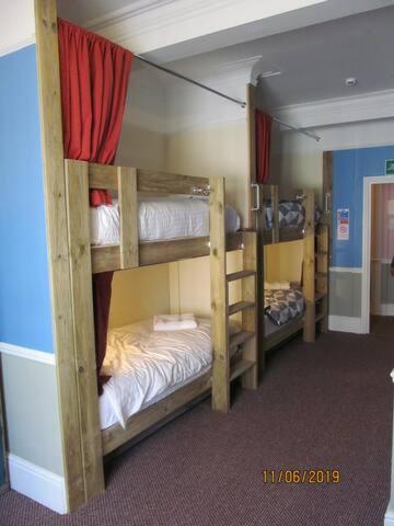 Les Fleurs Accommodation Dover Bagian luar foto
